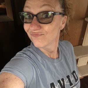 Meet your Posher, Tina